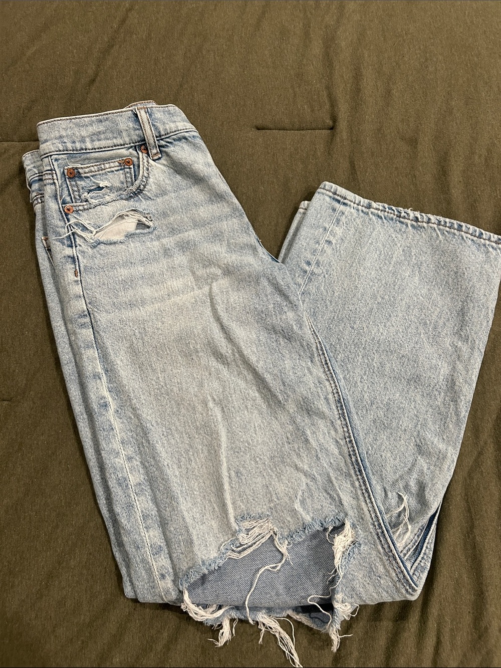 AE Light Blue Distressed Women's Jeans